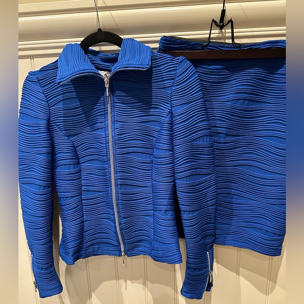 JOSEPH RIBKOFF Ladies Women’s Size 4 Royal Blue 2 Piece Jacket & Skirt S…